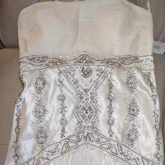 Suewong - Picture 2 of 8